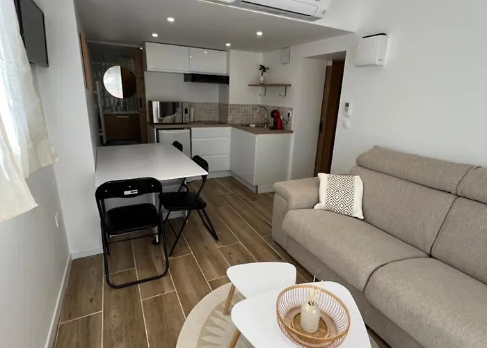 Appartement T2 Avec Jardin